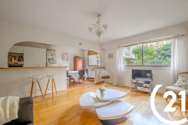 Appartement F4 à vendre - 4 pièces - 108.0 m2 - PARIS - 75018 - ILE-DE-FRANCE - Century 21 Sorim