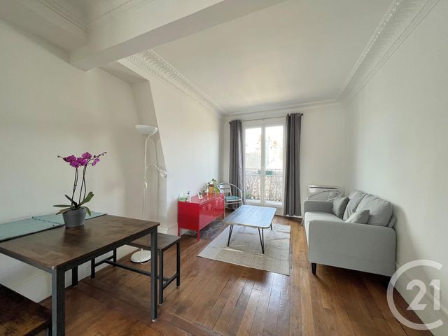 Appartement F2 à louer - 2 pièces - 37.0 m2 - PARIS - 75018 - ILE-DE-FRANCE - Century 21 Sorim