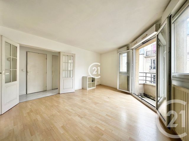 Appartement F2 à vendre - 2 pièces - 48.1 m2 - PARIS - 75018 - ILE-DE-FRANCE - Century 21 Sorim