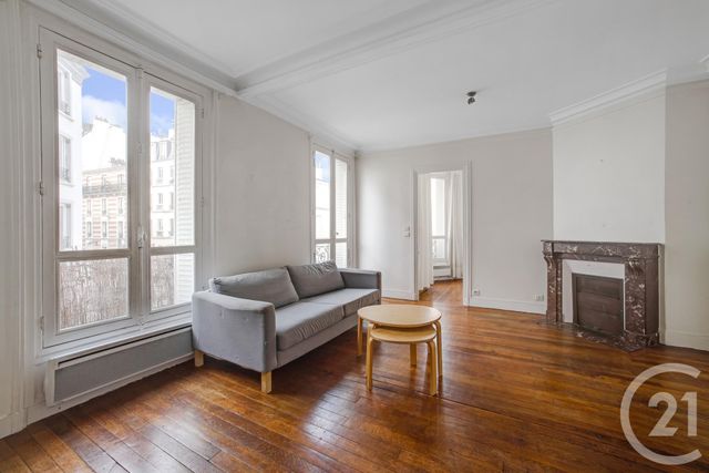 Appartement F2 à vendre - 2 pièces - 39.0 m2 - PARIS - 75018 - ILE-DE-FRANCE - Century 21 Sorim