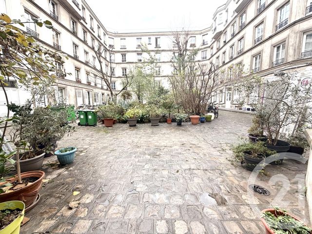 Appartement F3 à vendre - 3 pièces - 76.0 m2 - PARIS - 75018 - ILE-DE-FRANCE - Century 21 Sorim