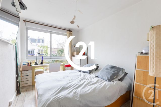 Appartement F2 à vendre - 2 pièces - 54.51 m2 - PARIS - 75018 - ILE-DE-FRANCE - Century 21 Sorim