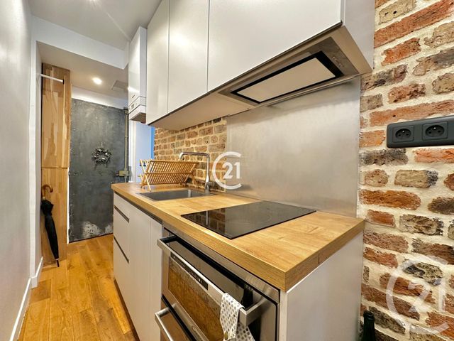 Appartement F3 à vendre - 3 pièces - 50.0 m2 - PARIS - 75018 - ILE-DE-FRANCE - Century 21 Sorim