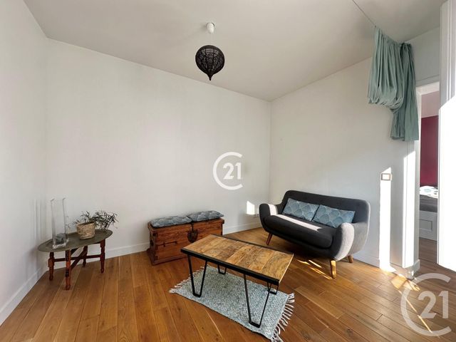 Appartement F3 à vendre - 3 pièces - 50.0 m2 - PARIS - 75018 - ILE-DE-FRANCE - Century 21 Sorim