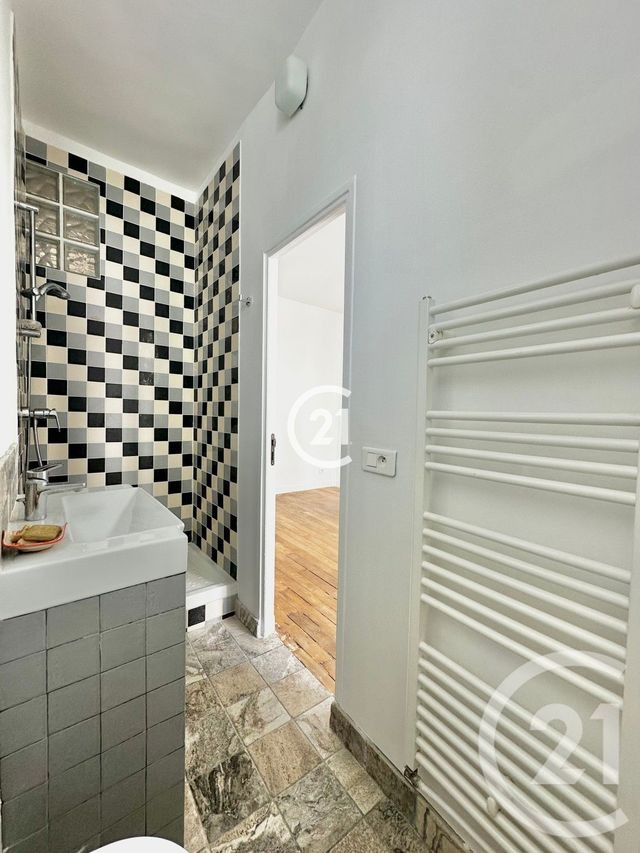 Appartement F4 à vendre - 4 pièces - 80.0 m2 - PARIS - 75018 - ILE-DE-FRANCE - Century 21 Sorim