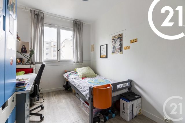 Afficher la photo en grand Appartement F2 à vendre - 2 pièces - 44.5 m2 - PARIS - 75018 - ILE-DE-FRANCE - Century 21 Sorim
