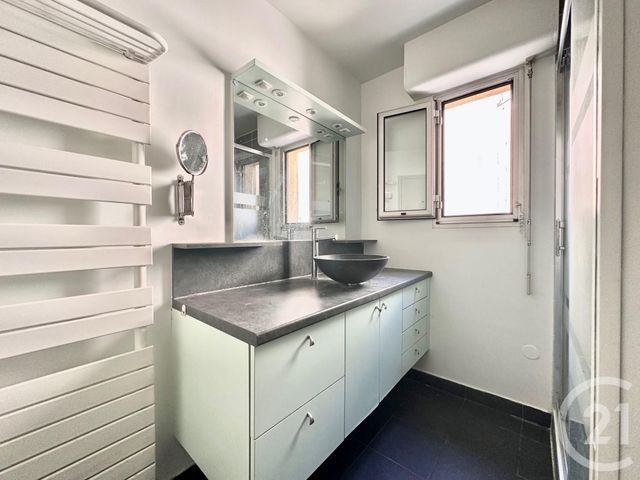 Appartement F3 à vendre - 3 pièces - 67.0 m2 - PARIS - 75018 - ILE-DE-FRANCE - Century 21 Sorim