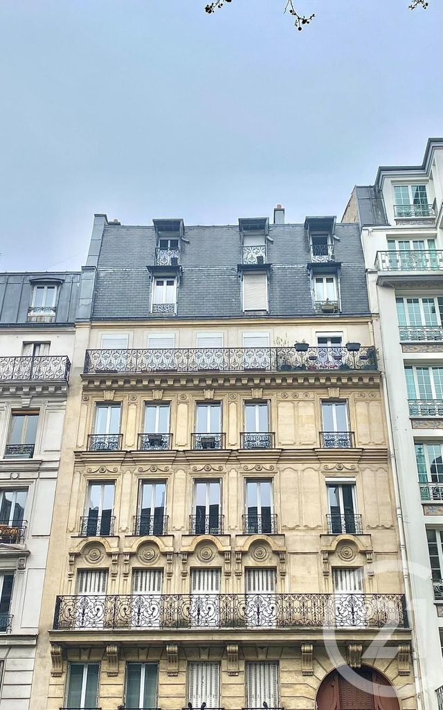 Appartement F2 à vendre - 2 pièces - 37.0 m2 - PARIS - 75018 - ILE-DE-FRANCE - Century 21 Sorim