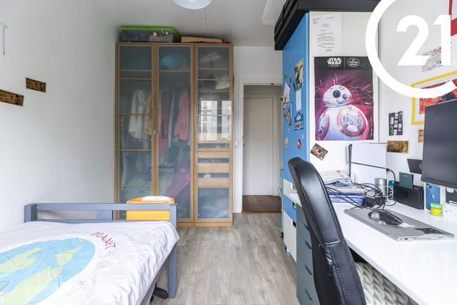 Appartement F2 à vendre - 2 pièces - 44.5 m2 - PARIS - 75018 - ILE-DE-FRANCE - Century 21 Sorim