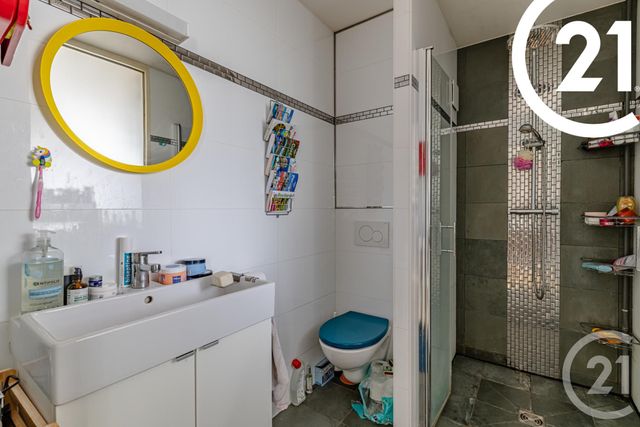 Appartement F3 à vendre - 3 pièces - 60.0 m2 - PARIS - 75018 - ILE-DE-FRANCE - Century 21 Sorim