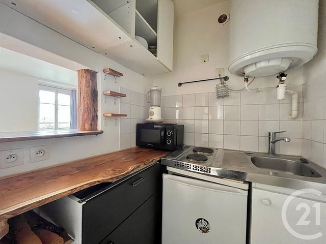 Appartement Studio à louer - 1 pièce - 23.0 m2 - PARIS - 75018 - ILE-DE-FRANCE - Century 21 Sorim