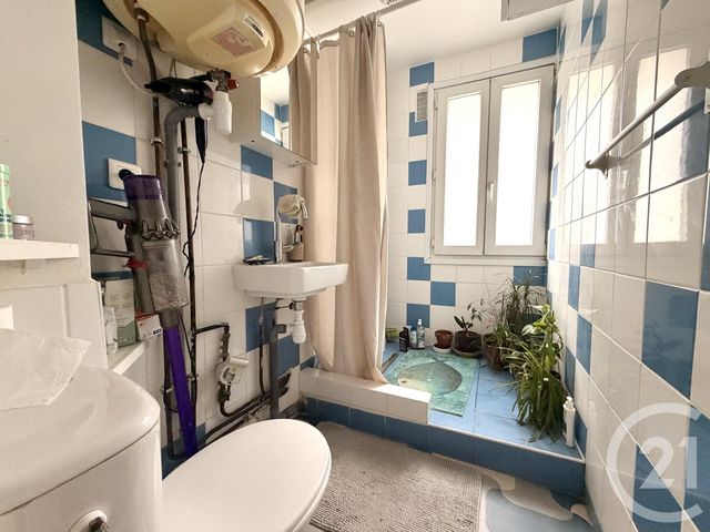 Appartement F2 à vendre - 2 pièces - 32.0 m2 - PARIS - 75018 - ILE-DE-FRANCE - Century 21 Sorim