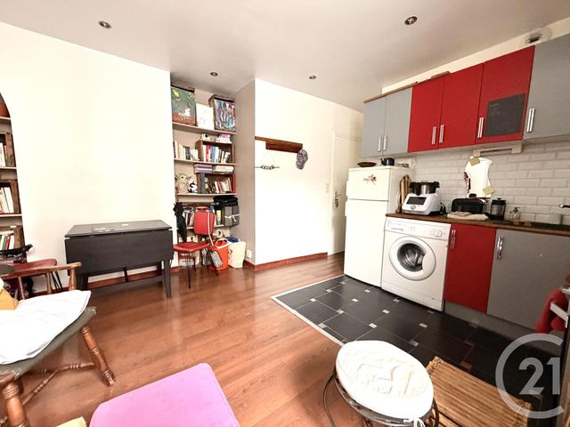 Appartement F2 à vendre - 2 pièces - 32.0 m2 - PARIS - 75018 - ILE-DE-FRANCE - Century 21 Sorim