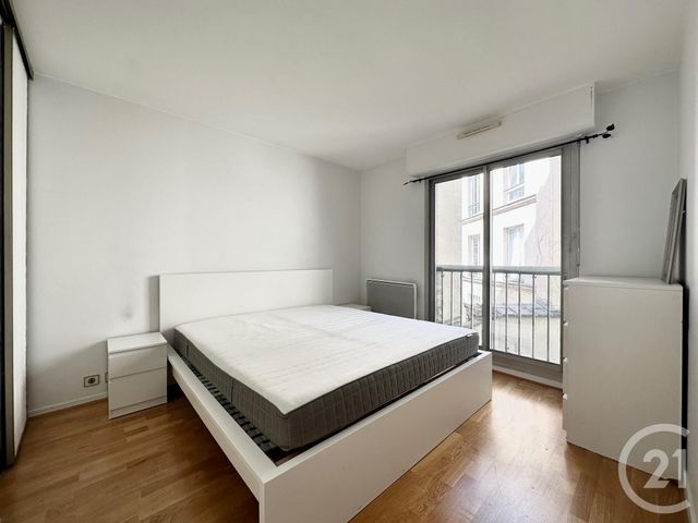 Appartement F3 à vendre - 3 pièces - 67.0 m2 - PARIS - 75018 - ILE-DE-FRANCE - Century 21 Sorim