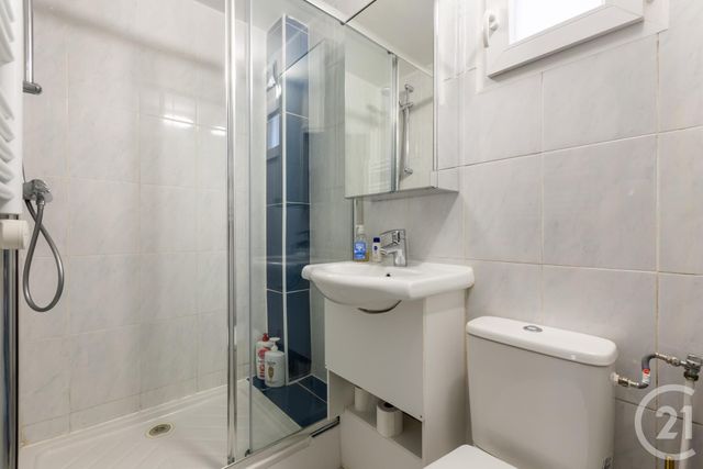 Appartement F4 à vendre - 4 pièces - 96.5 m2 - PARIS - 75018 - ILE-DE-FRANCE - Century 21 Sorim