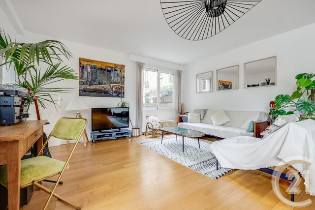 Appartement F3 à vendre - 3 pièces - 83.23 m2 - PARIS - 75018 - ILE-DE-FRANCE - Century 21 Sorim