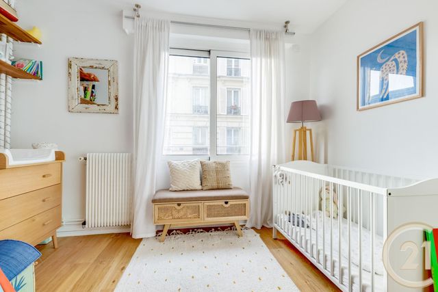 Appartement F3 à vendre - 3 pièces - 83.23 m2 - PARIS - 75018 - ILE-DE-FRANCE - Century 21 Sorim