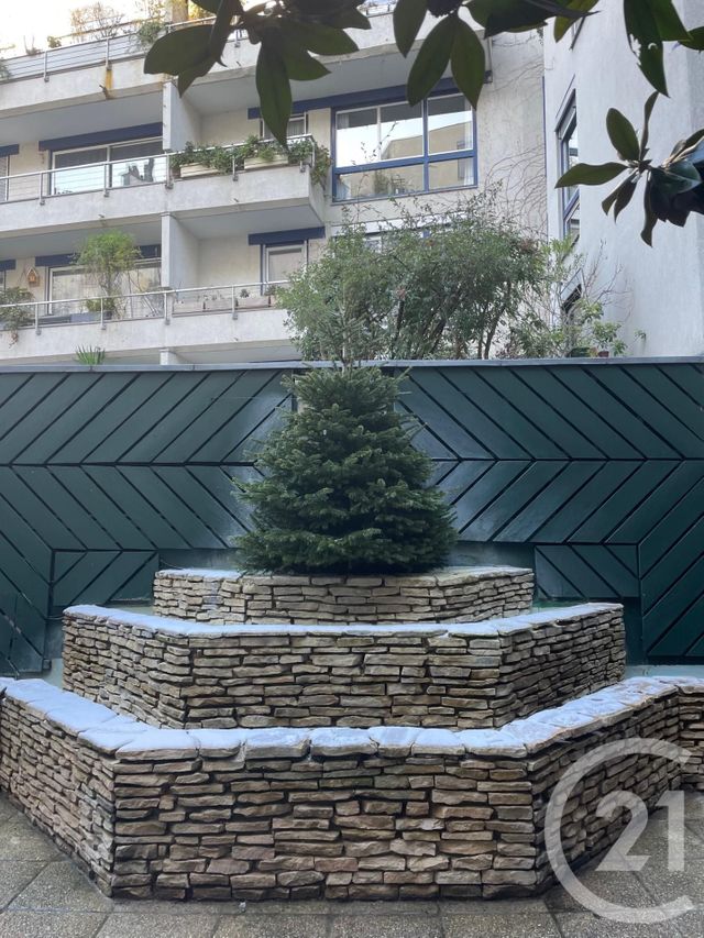 Appartement F2 à vendre - 2 pièces - 54.51 m2 - PARIS - 75018 - ILE-DE-FRANCE - Century 21 Sorim