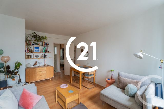 Appartement F3 à vendre - 3 pièces - 53.0 m2 - PARIS - 75018 - ILE-DE-FRANCE - Century 21 Sorim