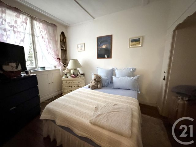 Appartement F2 à vendre - 2 pièces - 26.5 m2 - ST OUEN - 93 - ILE-DE-FRANCE - Century 21 Sorim