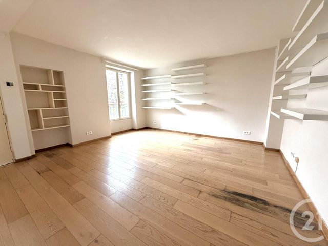 Appartement à vendre - 3 pièces - 61.0 m2 - PARIS - 75018 - ILE-DE-FRANCE - Century 21 Sorim