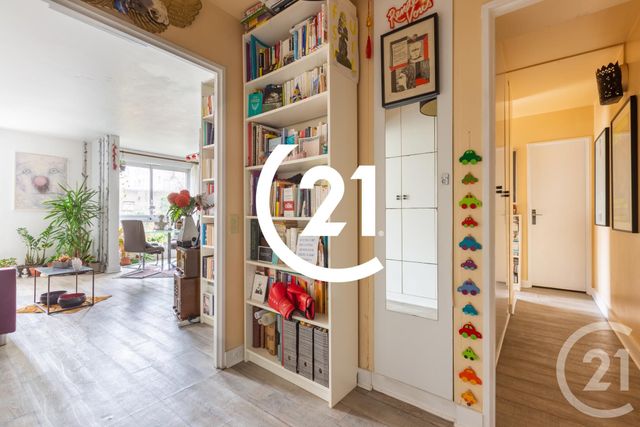 Appartement F2 à vendre - 3 pièces - 54.51 m2 - PARIS - 75018 - ILE-DE-FRANCE - Century 21 Sorim