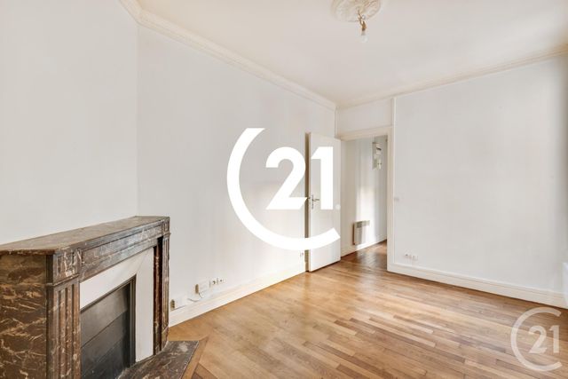 Appartement F2 à vendre - 2 pièces - 35.5 m2 - PARIS - 75018 - ILE-DE-FRANCE - Century 21 Sorim