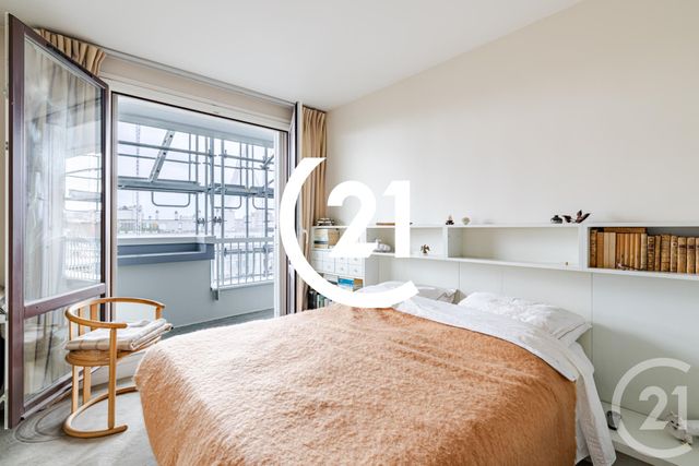 Appartement F5 à vendre - 5 pièces - 95.0 m2 - PARIS - 75018 - ILE-DE-FRANCE - Century 21 Sorim