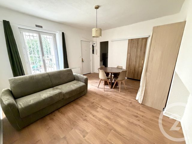 Appartement Studio à louer PARIS
