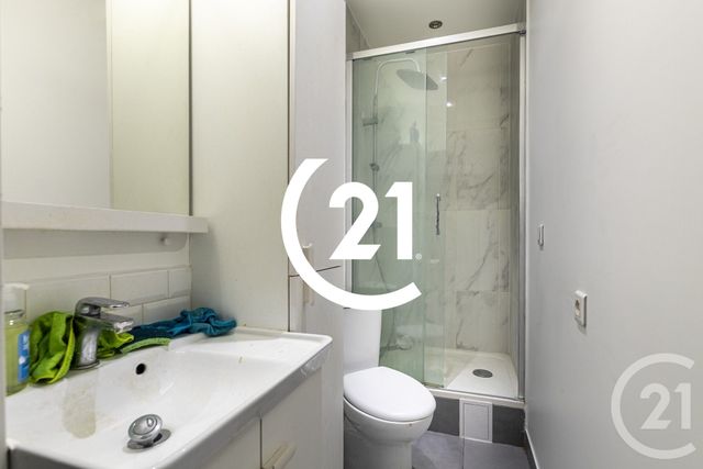 Appartement F3 bis à vendre - 3 pièces - 59.0 m2 - PARIS - 75018 - ILE-DE-FRANCE - Century 21 Sorim