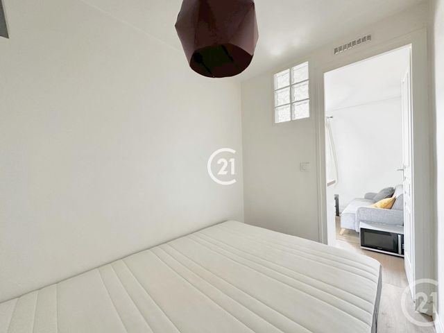 Appartement F2 à louer - 2 pièces - 19.0 m2 - PARIS - 75018 - ILE-DE-FRANCE - Century 21 Sorim