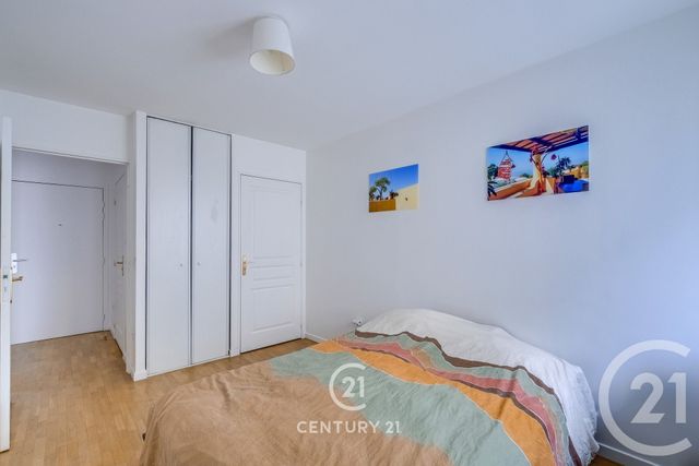 Appartement F2 à vendre - 2 pièces - 40.03 m2 - PARIS - 75018 - ILE-DE-FRANCE - Century 21 Sorim