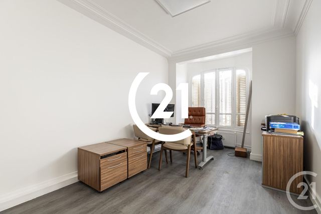 Appartement F3 à vendre - 3 pièces - 59.0 m2 - PARIS - 75018 - ILE-DE-FRANCE - Century 21 Sorim