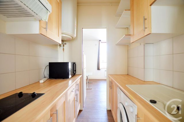 Appartement F2 à vendre - 2 pièces - 31.5 m2 - PARIS - 75018 - ILE-DE-FRANCE - Century 21 Sorim