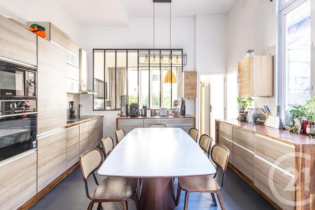Appartement F5 à vendre - 5 pièces - 121.0 m2 - PARIS - 75018 - ILE-DE-FRANCE - Century 21 Sorim