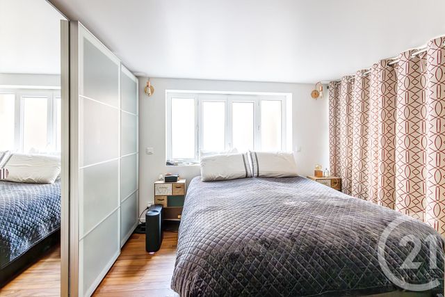 Appartement F5 à vendre - 5 pièces - 121.0 m2 - PARIS - 75018 - ILE-DE-FRANCE - Century 21 Sorim
