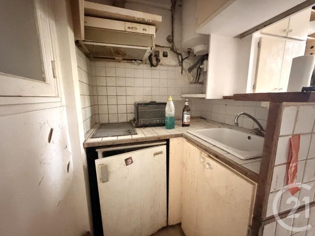 Appartement F2 à vendre - 2 pièces - 22.0 m2 - PARIS - 75018 - ILE-DE-FRANCE - Century 21 Sorim