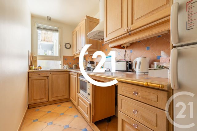 Appartement F4 à vendre - 4 pièces - 80.0 m2 - PARIS - 75018 - ILE-DE-FRANCE - Century 21 Sorim