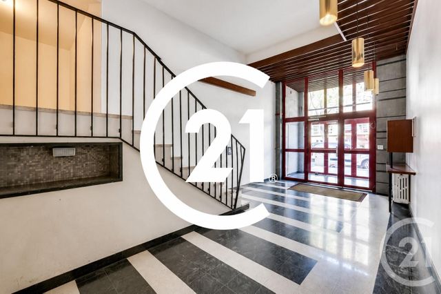 Appartement F4 à vendre - 4 pièces - 80.0 m2 - PARIS - 75018 - ILE-DE-FRANCE - Century 21 Sorim
