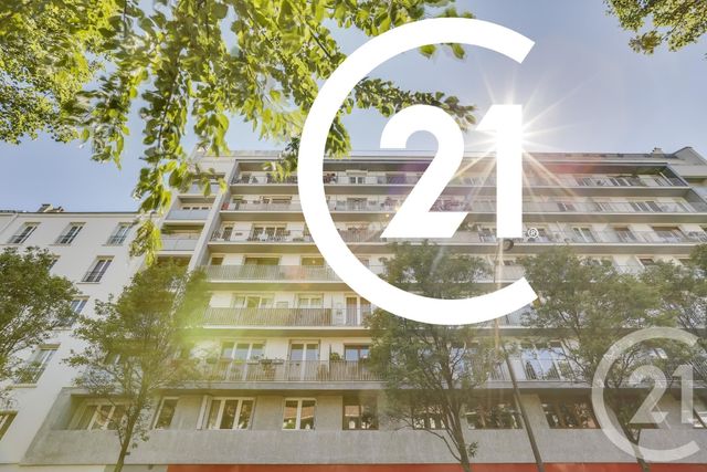 Appartement F4 à vendre - 4 pièces - 80.0 m2 - PARIS - 75018 - ILE-DE-FRANCE - Century 21 Sorim